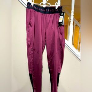 Under Armour Women’s Pants NWT